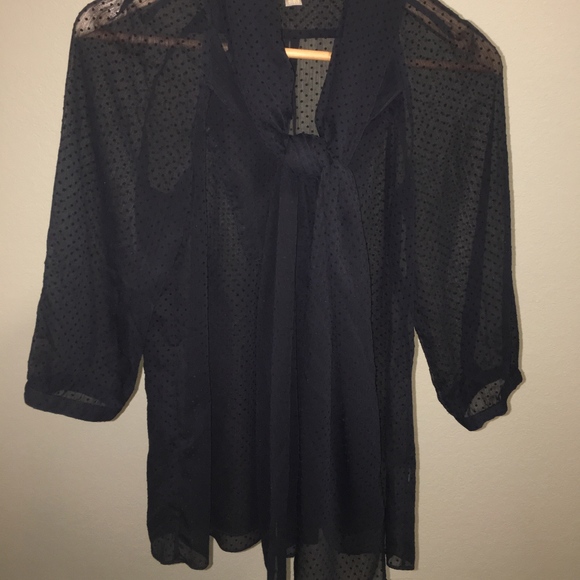 Fossil 3/4 Sleeve Blouse with Built-in Scarf | XS - Picture 5 of 5